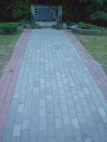 Pomnik Lasek Pondra, Milanowek